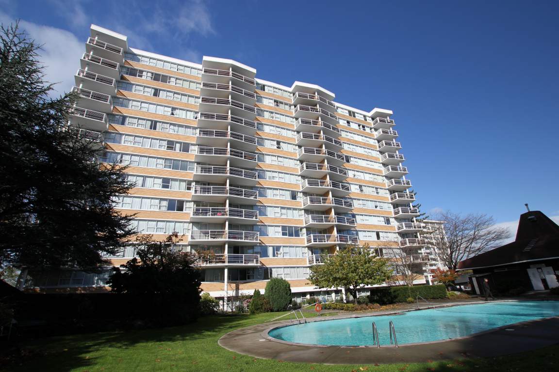 Lady Simcoe Apartments Itziar Management