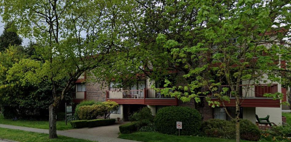 Pine Manor - Photo 11