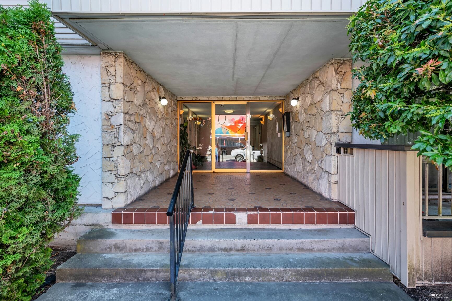 CEDARDALE COURT - Photo 133