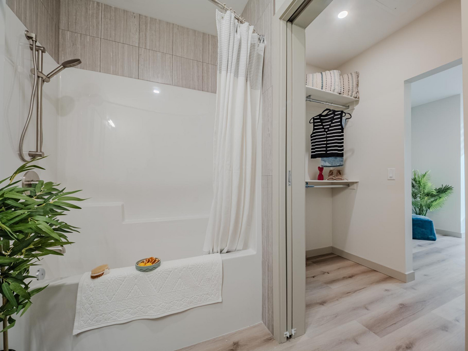Connect Residences  - Photo 34