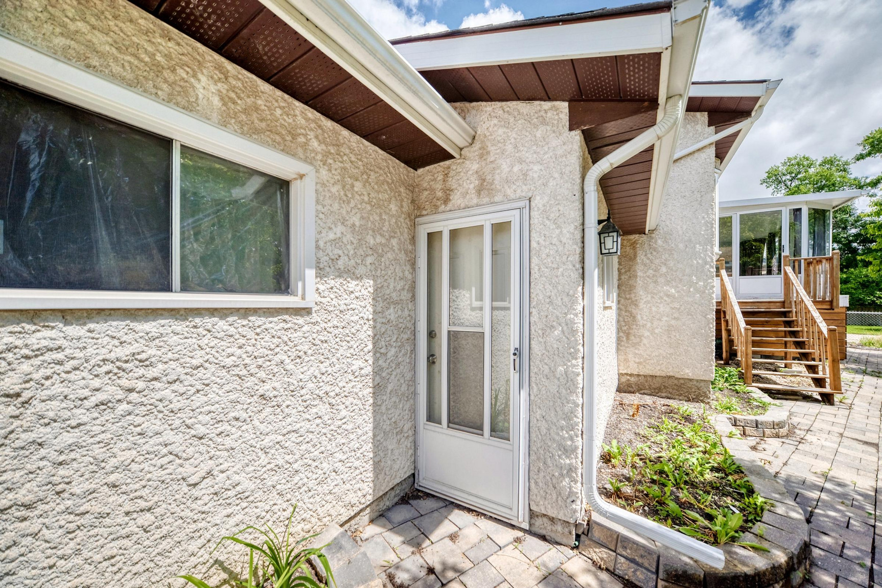 64 Riverton Avenue - 1 - Photo 21