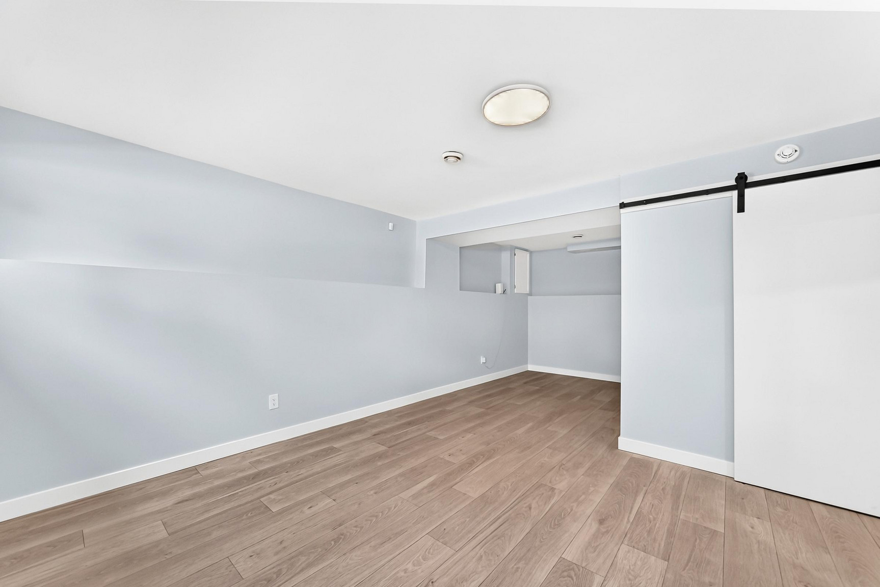 64 Riverton Avenue - 1 - Photo 14
