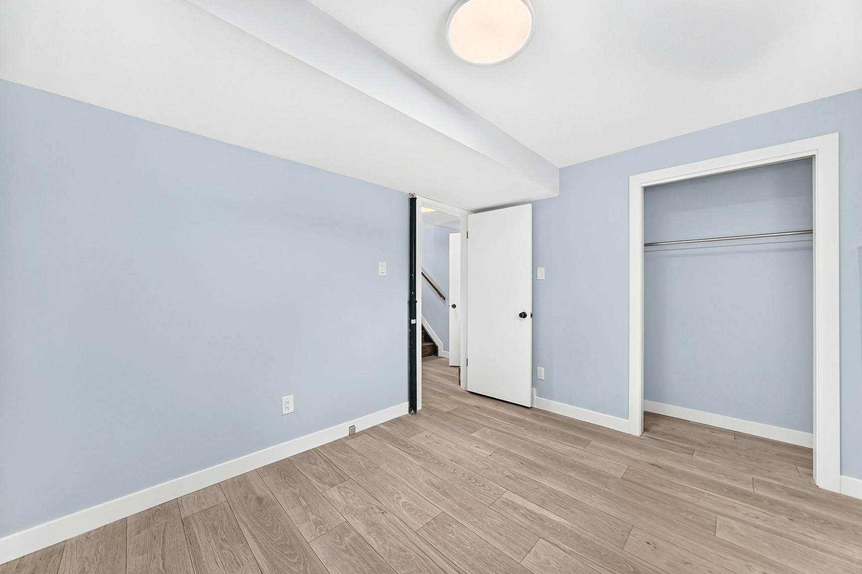 64 Riverton Avenue - 1 - Photo 15