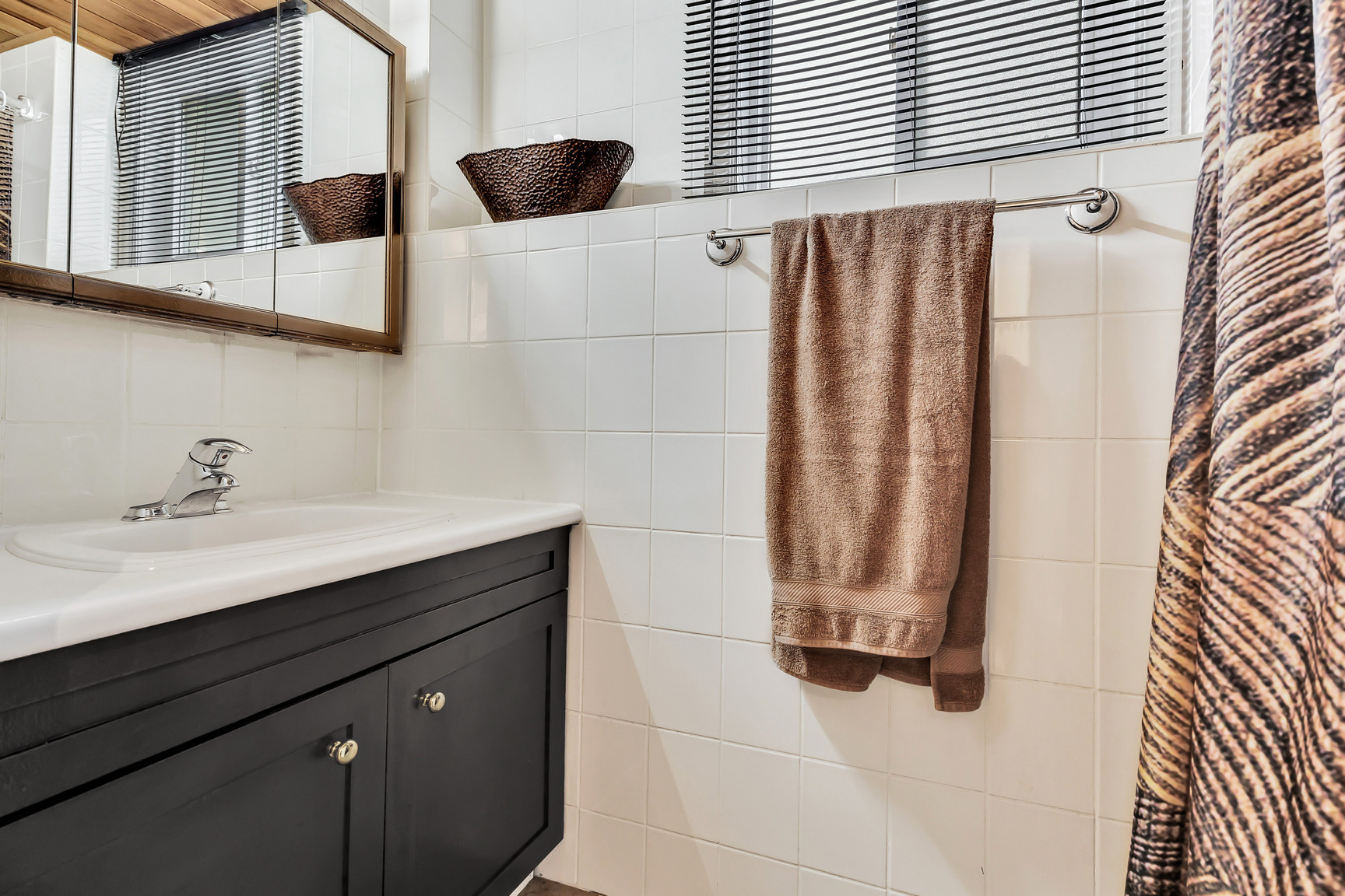 239 Oakview Avenue - 1 - Photo 16