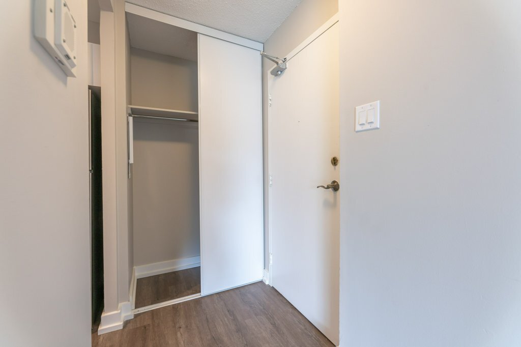 3575 Kaneff Crescent - Photo 20