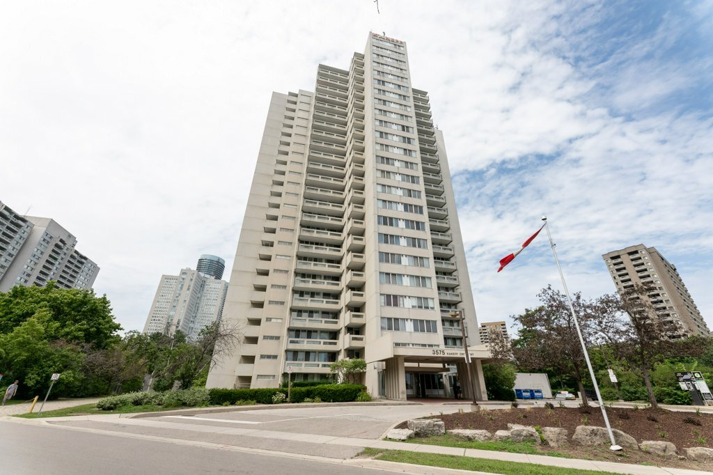 3575 Kaneff Crescent - Photo 62