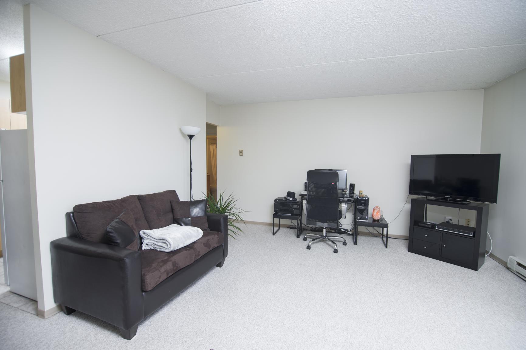 9 Mandalay Drive - Photo 10