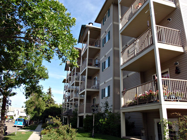 Summit Square & Summit Court Apartments Leduc - Photo 18