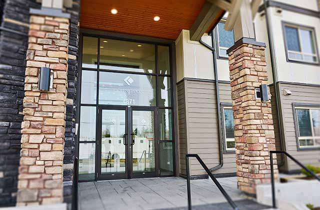 Lexington Court Apartments - Photo 4