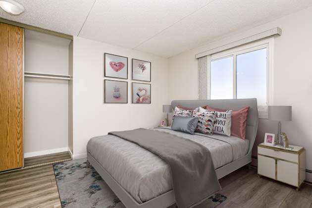 Summit Square & Summit Court Apartments Leduc