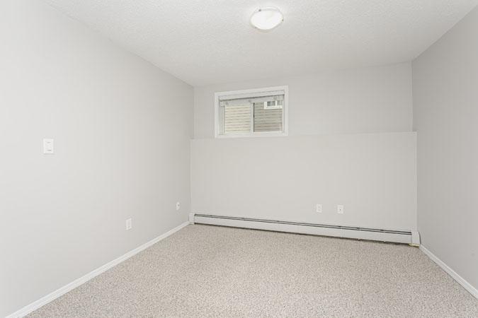 Hillview Estates Apartments Edmonton - Photo 2