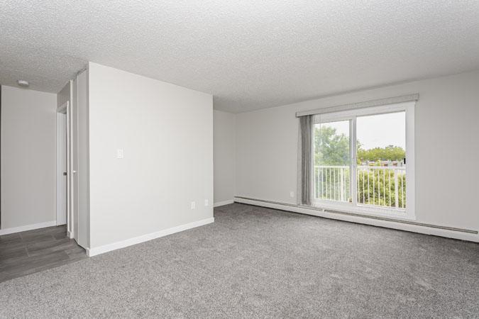 Hillview Estates Apartments Edmonton - Photo 3