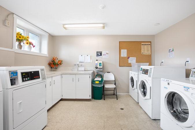 Viscount Villa Apartments - Photo 9