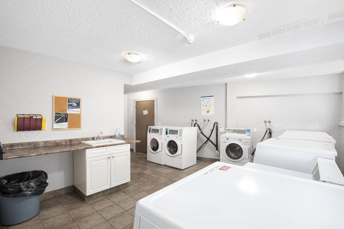 Stetson Place Apartments - Photo 8