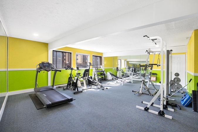 Dufferin Terrace Apartments - Photo 5