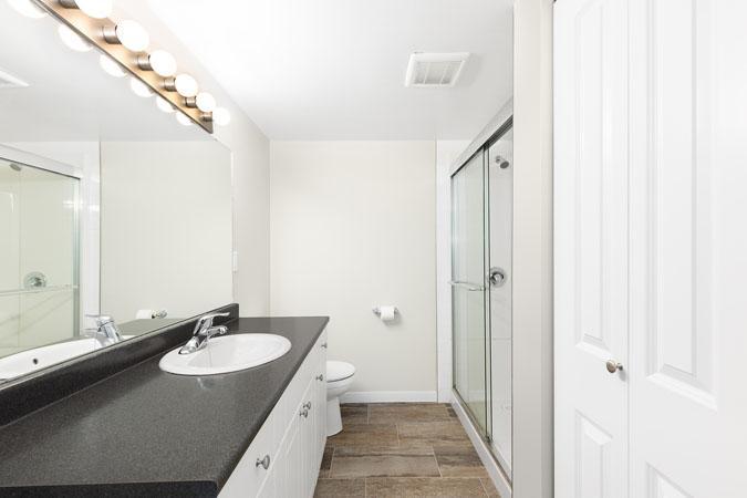 Viscount Villa Apartments - Photo 6