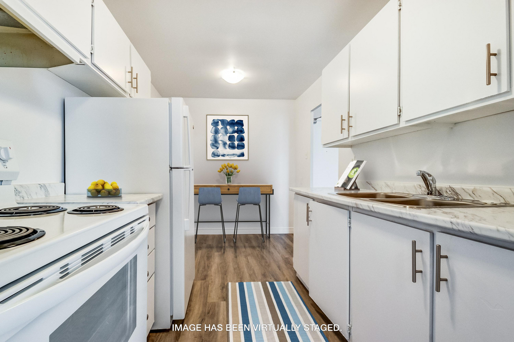 Brant Manor Residences - Photo 35