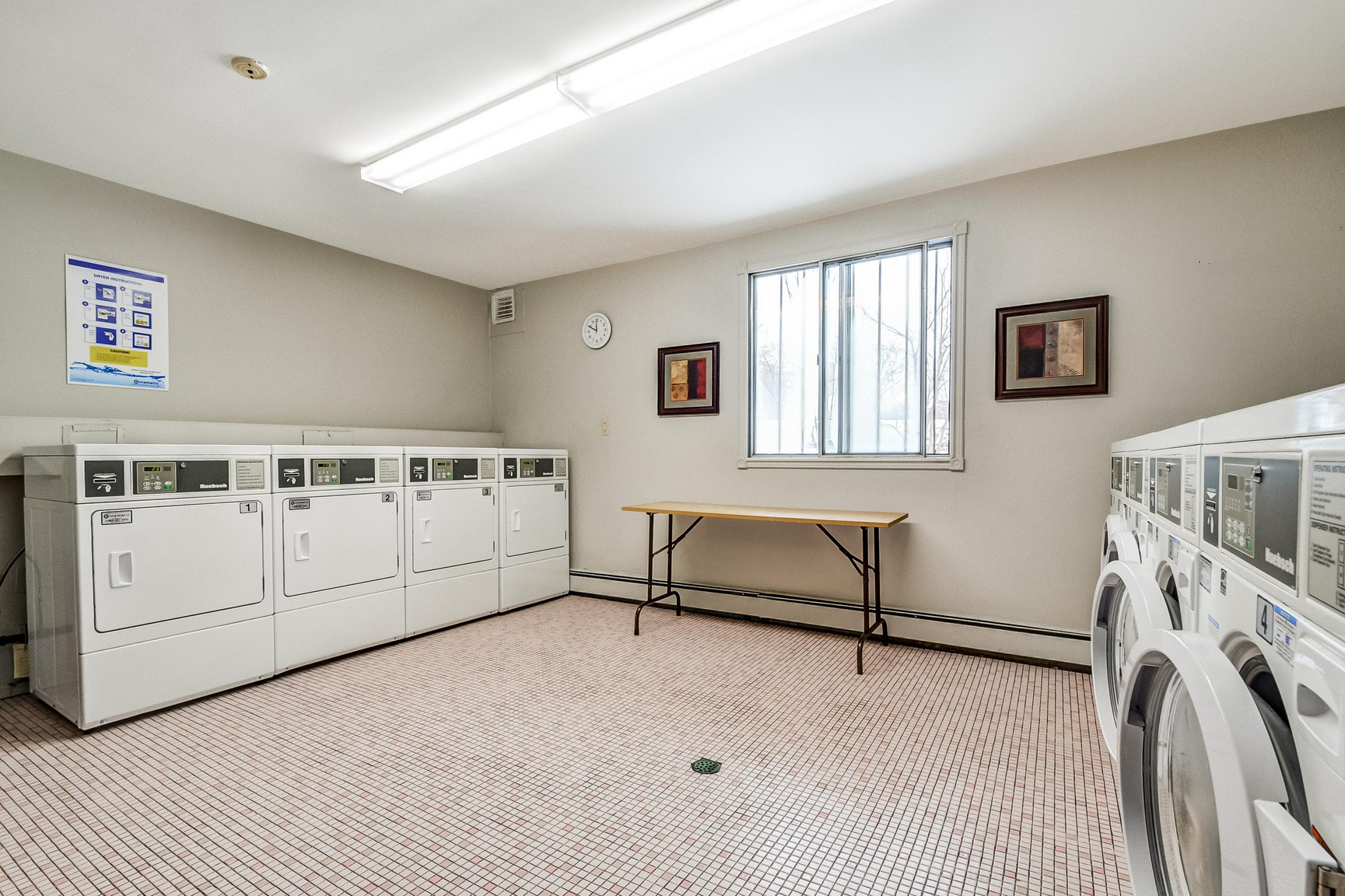 Brant Manor Residences - Photo 65