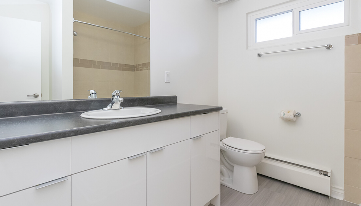 Christie Point Apartments - Photo 16