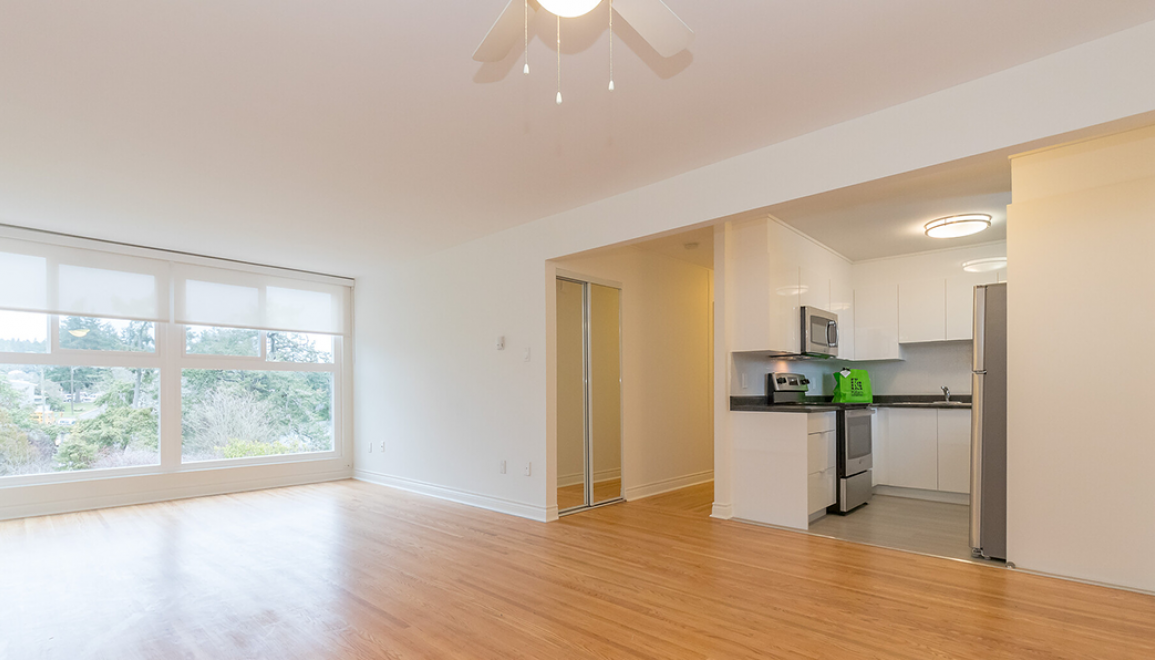 Christie Point Apartments - Photo 14