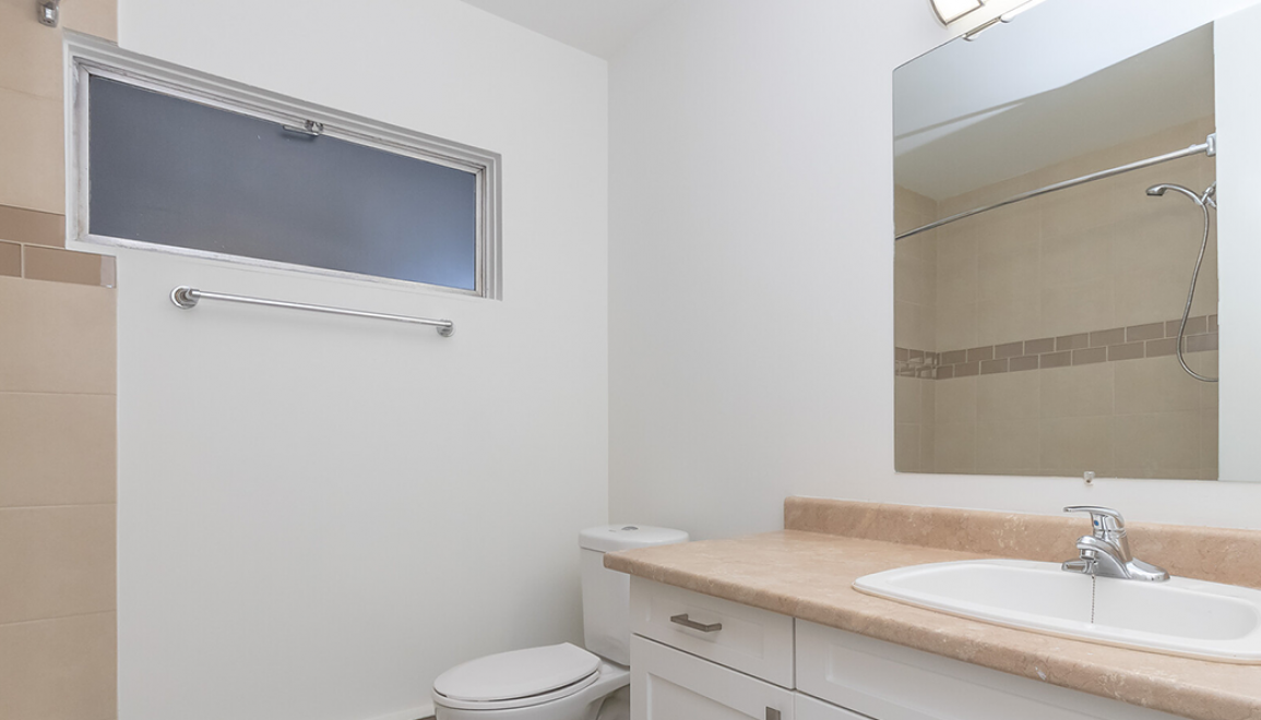 Christie Point Apartments - Photo 23