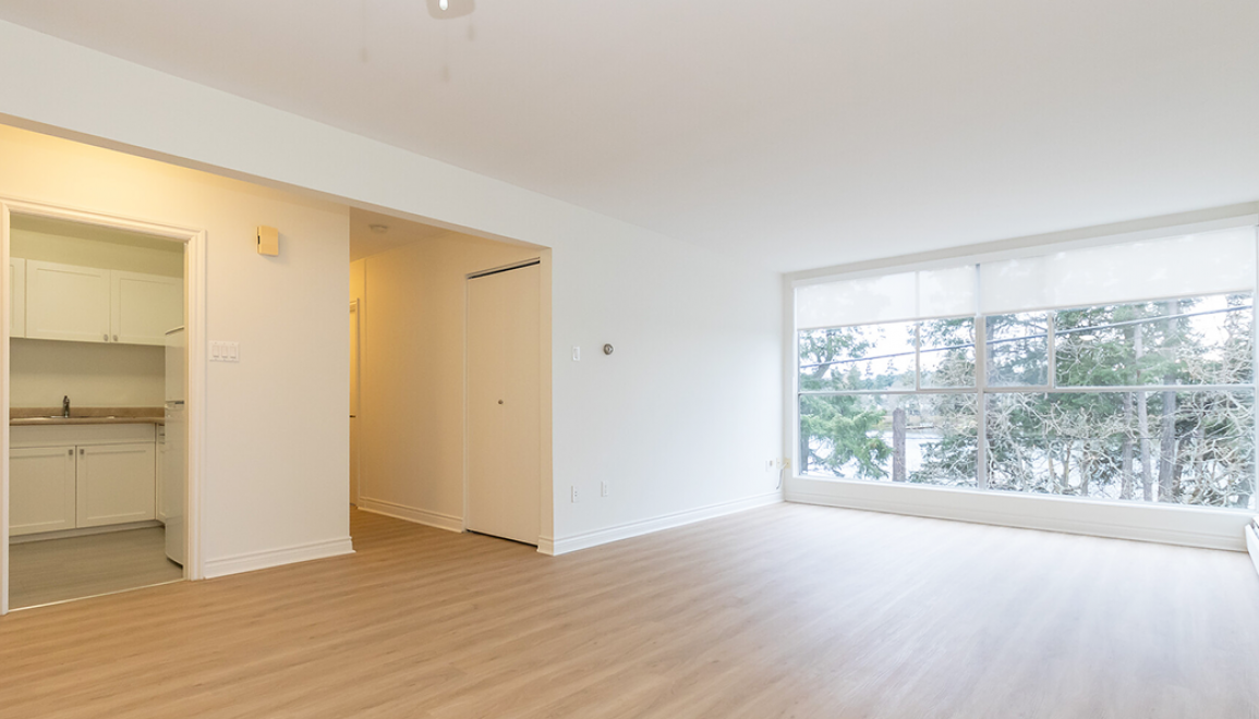 Christie Point Apartments - Photo 12