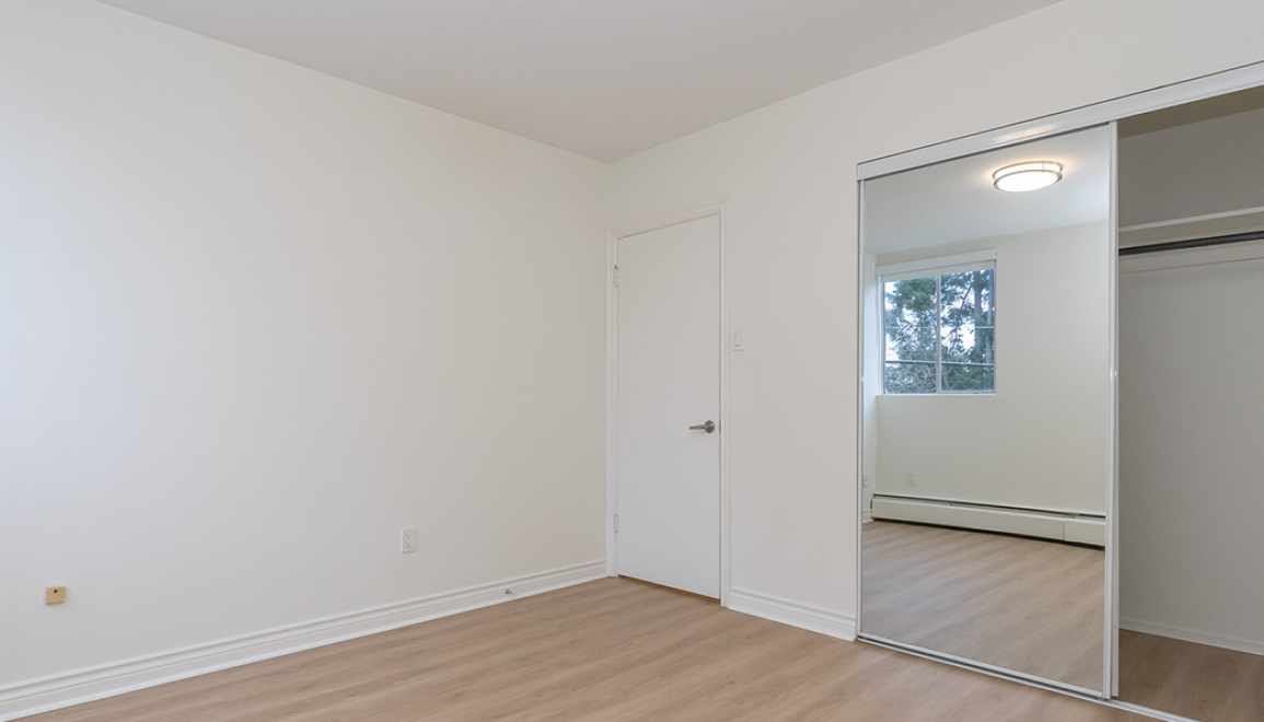 Christie Point Apartments - Photo 24