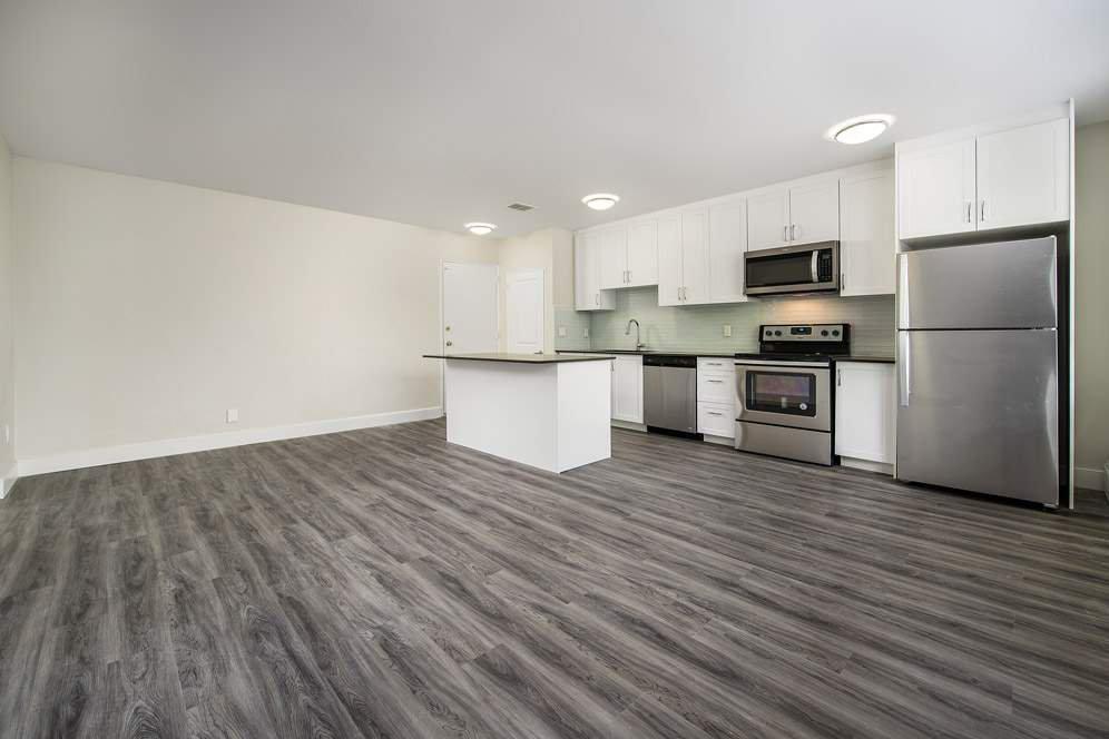 1301 Dundas Street W - Photo 9