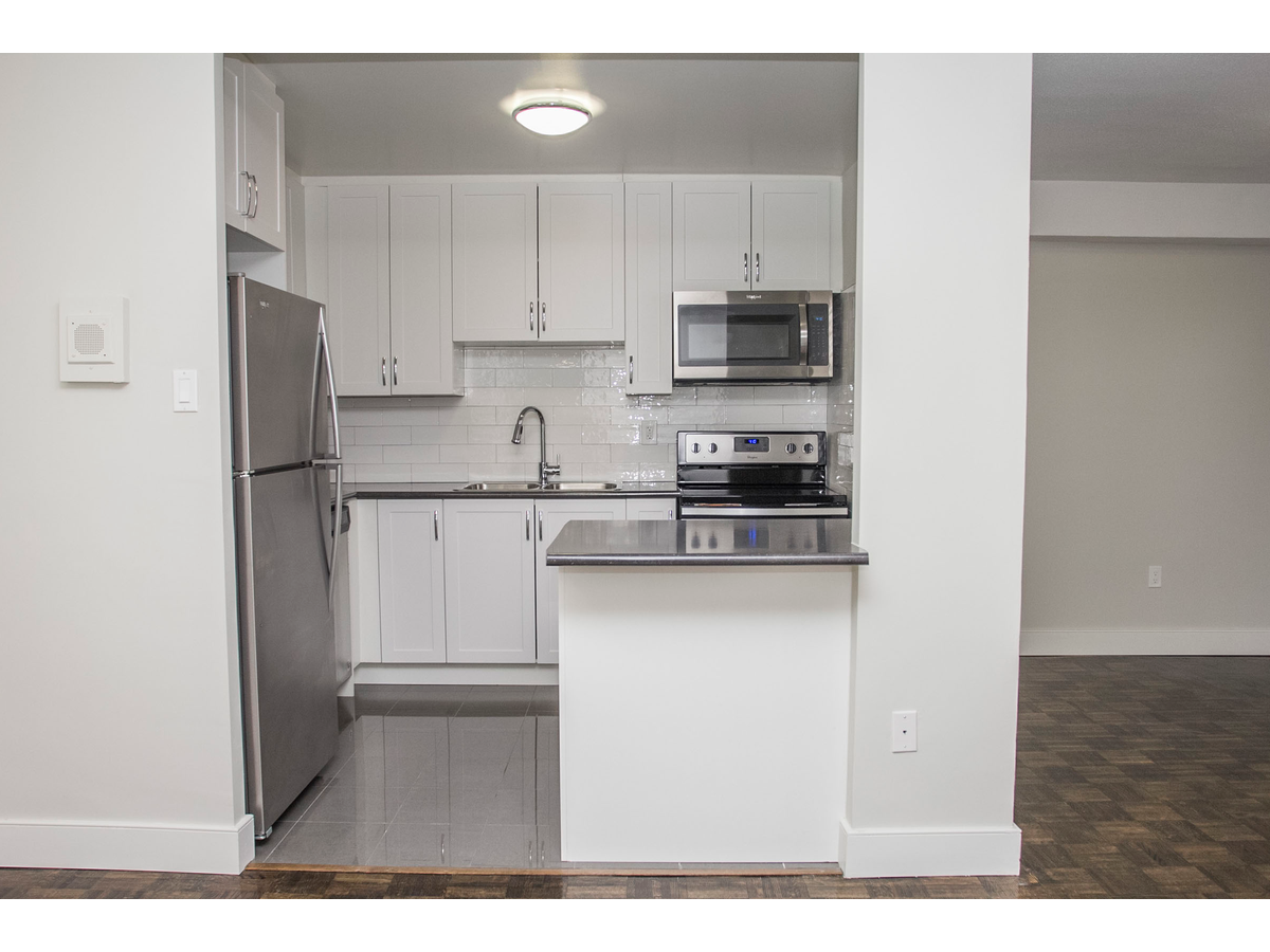 2250 Homelands Dr - Photo 6