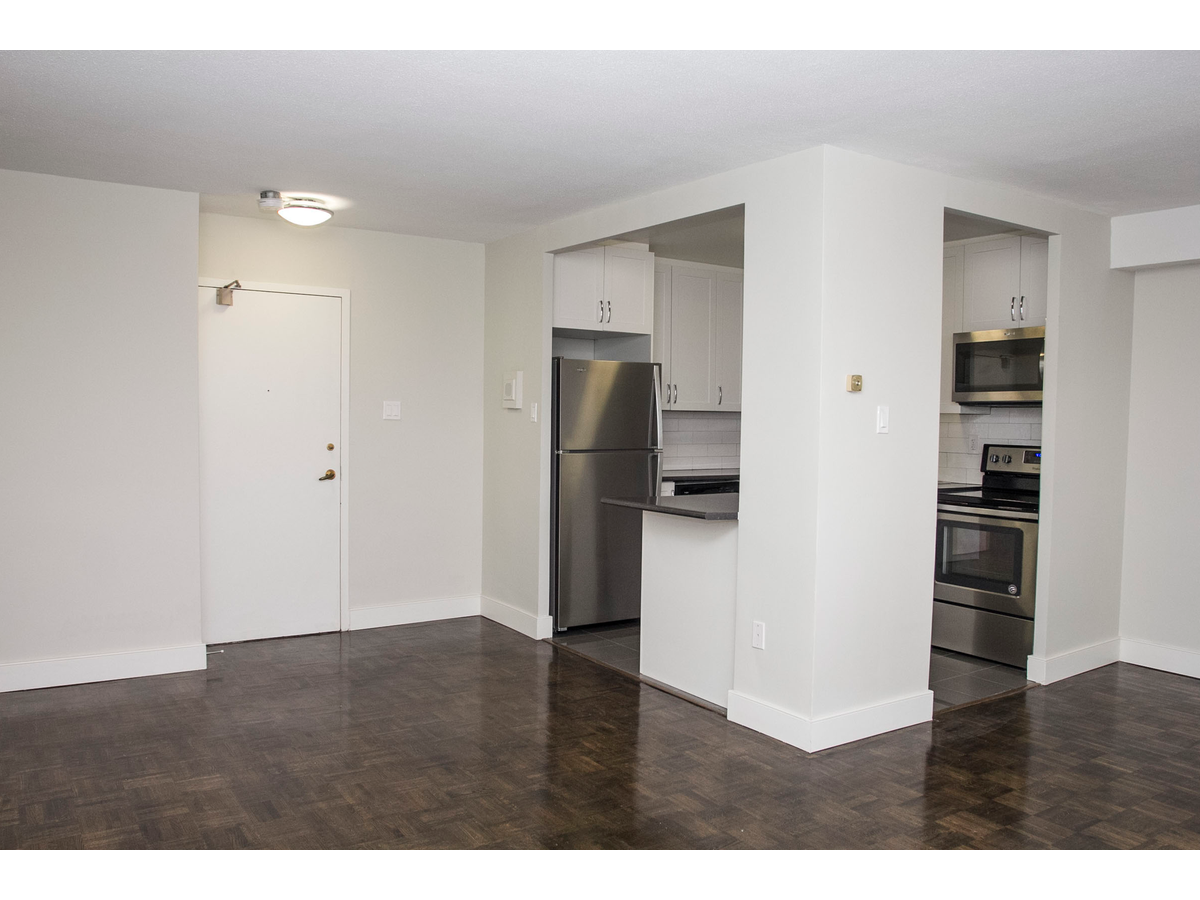 2250 Homelands Dr - Photo 5