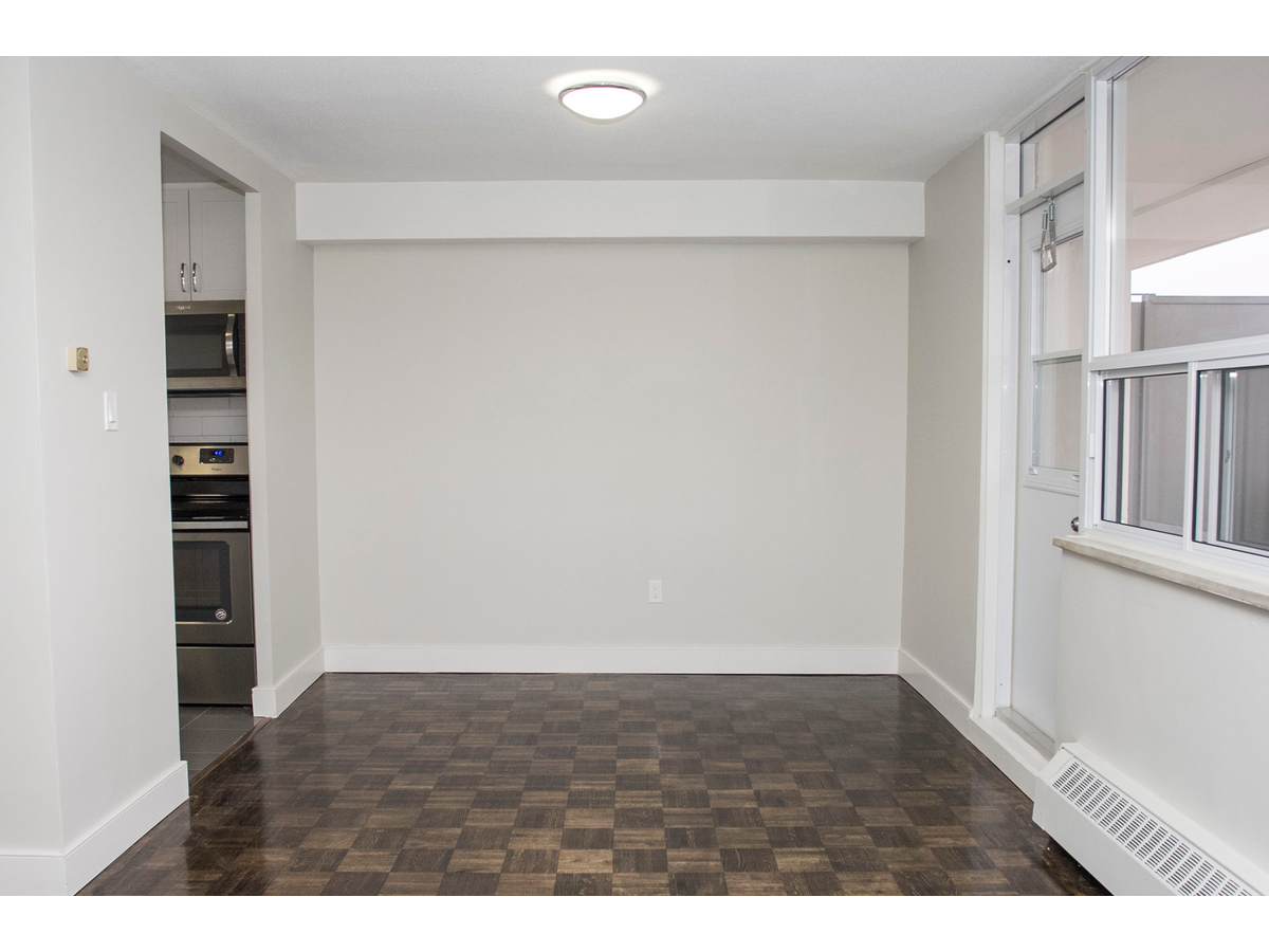 2250 Homelands Dr - Photo 7