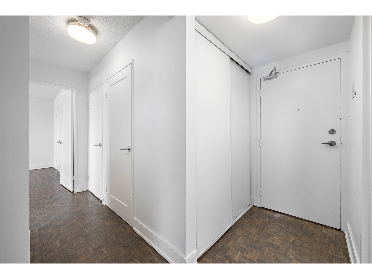 2375 The Collegeway - Photo 22