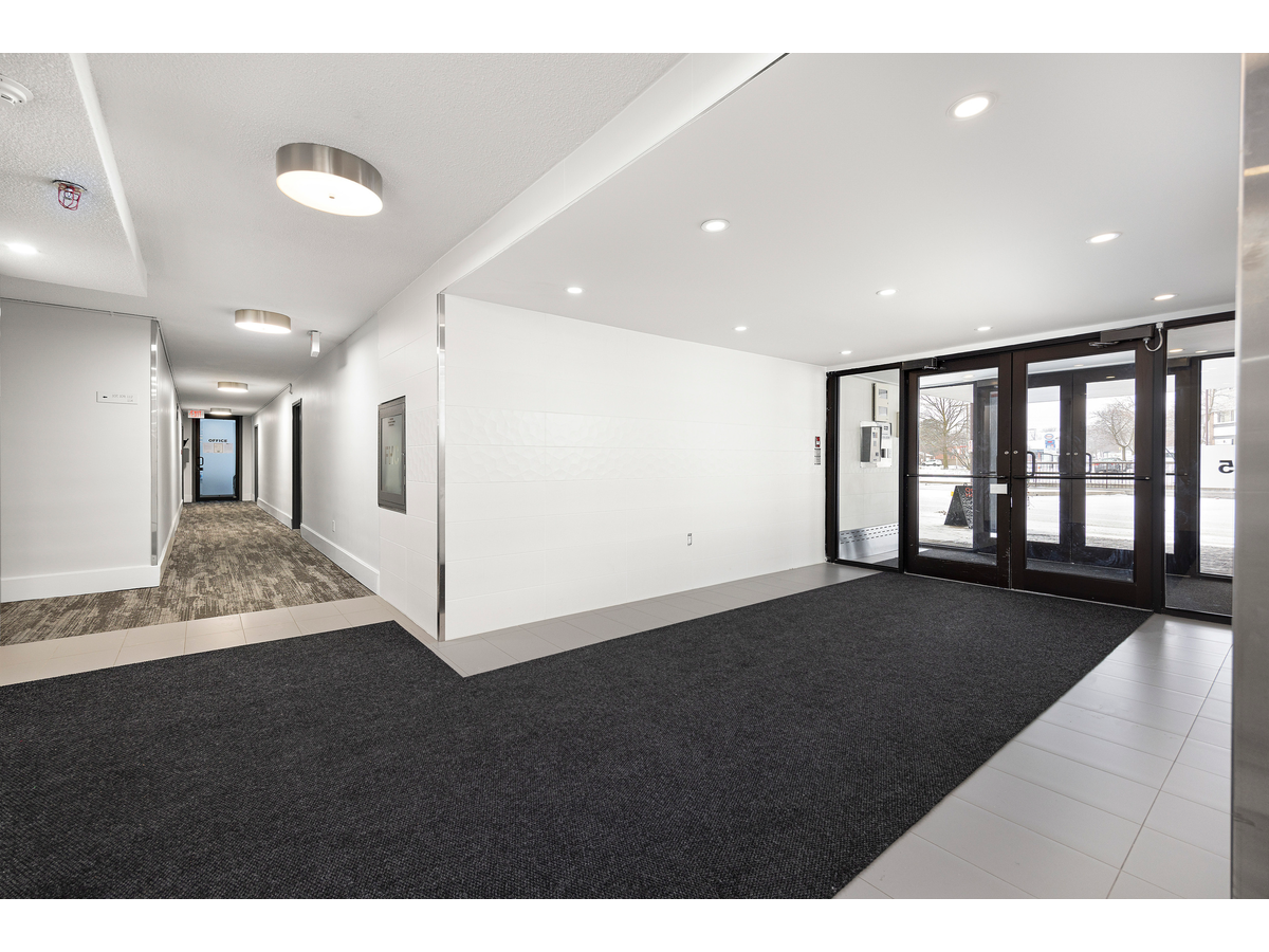 2375 The Collegeway - Photo 39