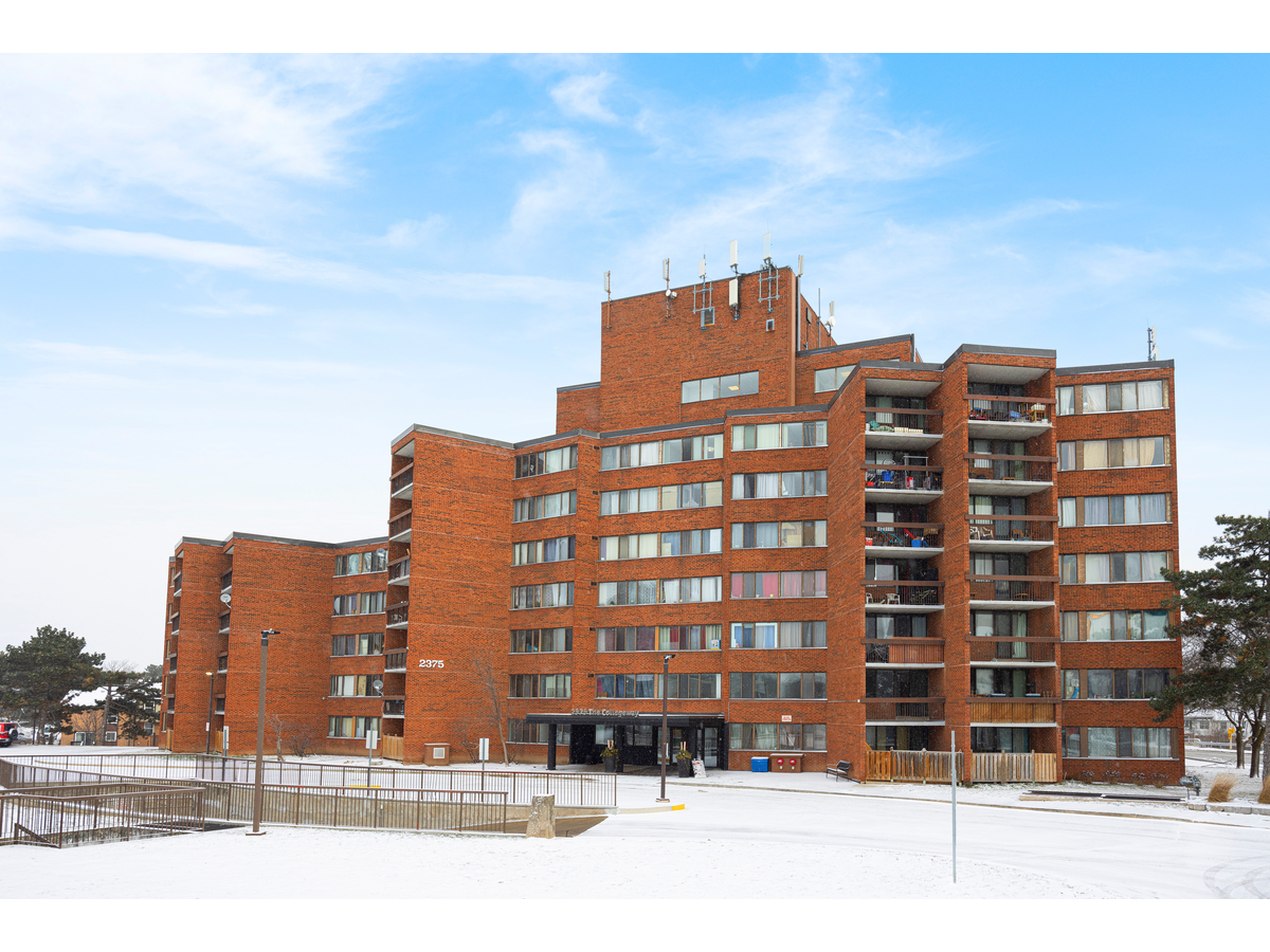 2375 The Collegeway - Photo 44