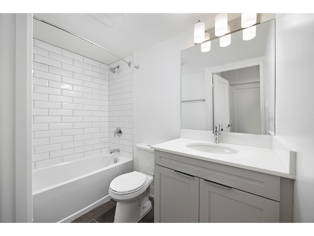 2445 The Collegeway - Photo 23