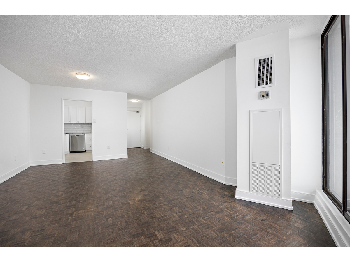 2445 The Collegeway - Photo 29