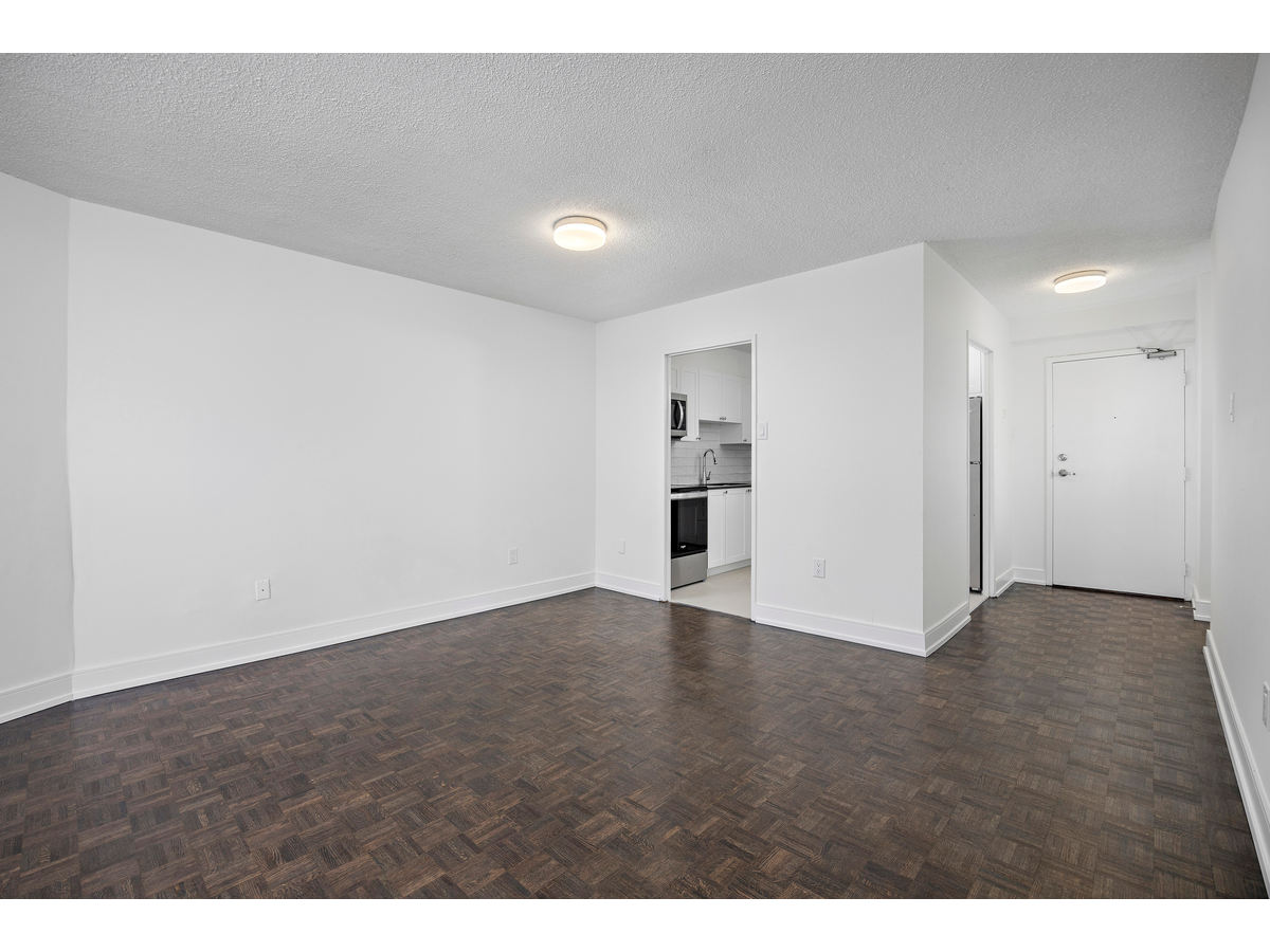 2445 The Collegeway - Photo 30