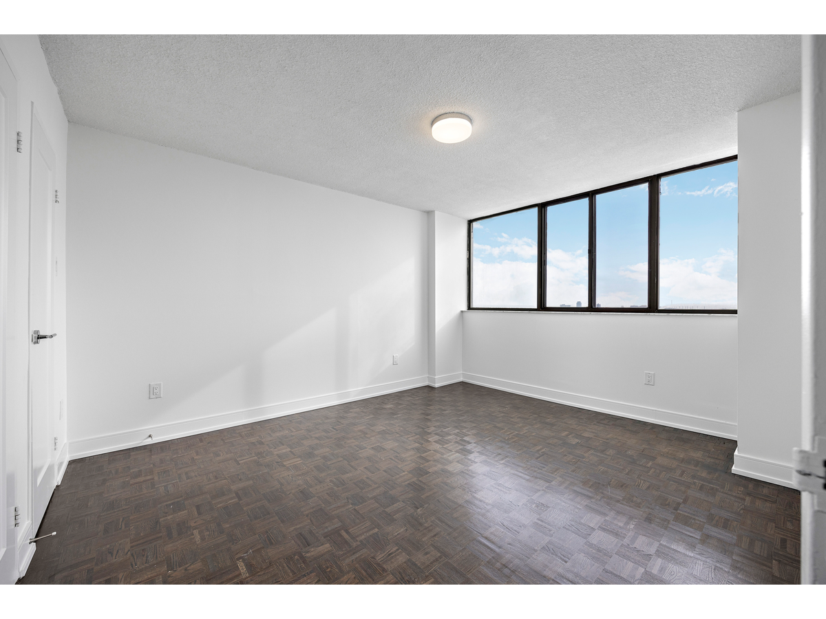 2445 The Collegeway - Photo 39