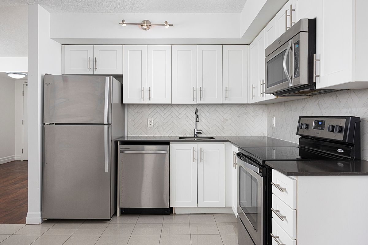 297 Queens Ave - Photo 6