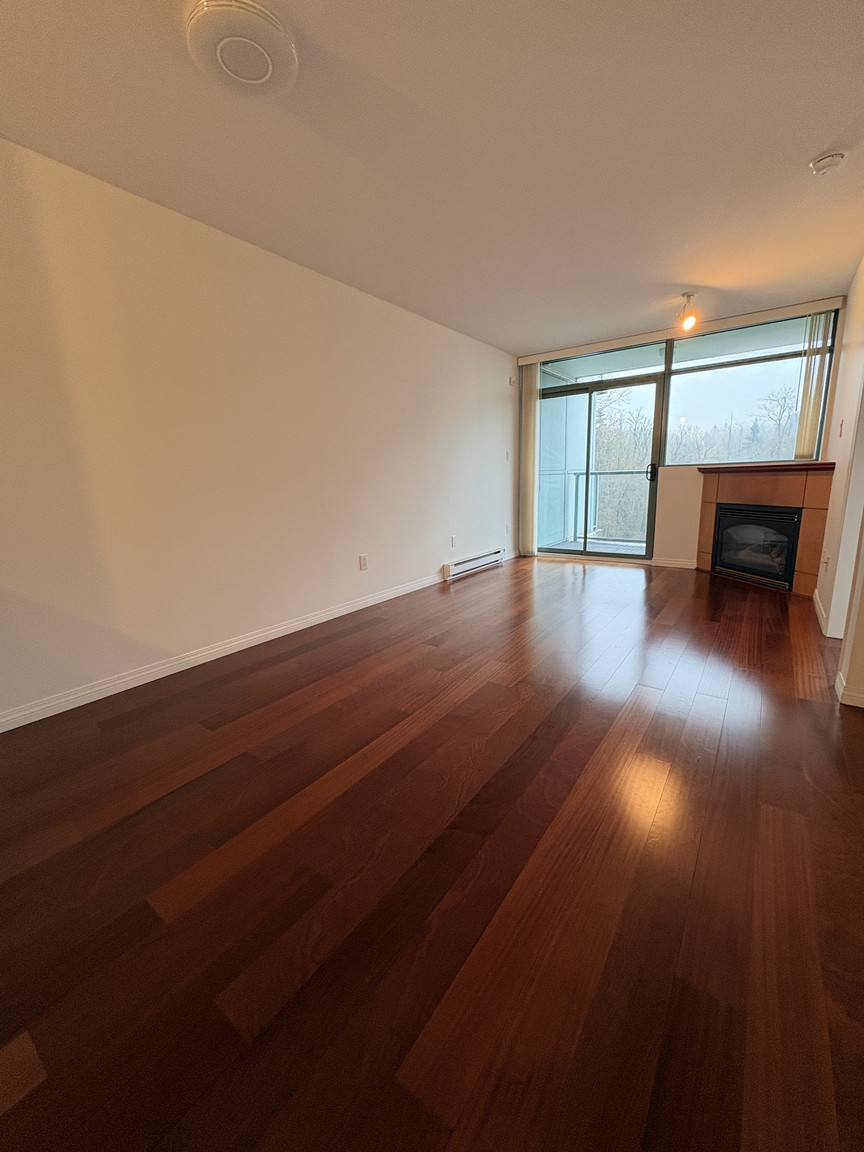 909-2763 Chandlery Place, Vancouver - Photo 2