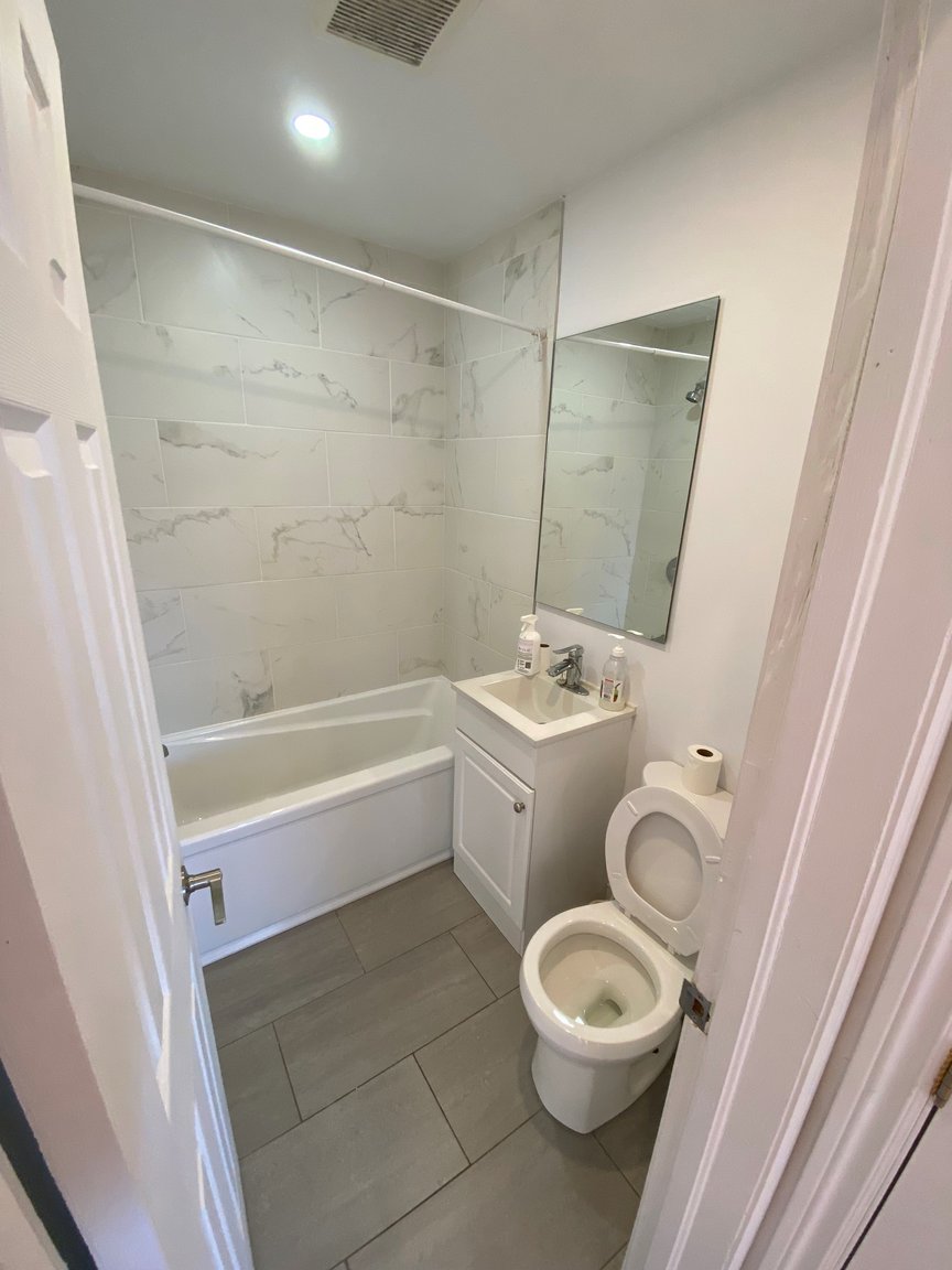 5475 Westminster - Photo 2