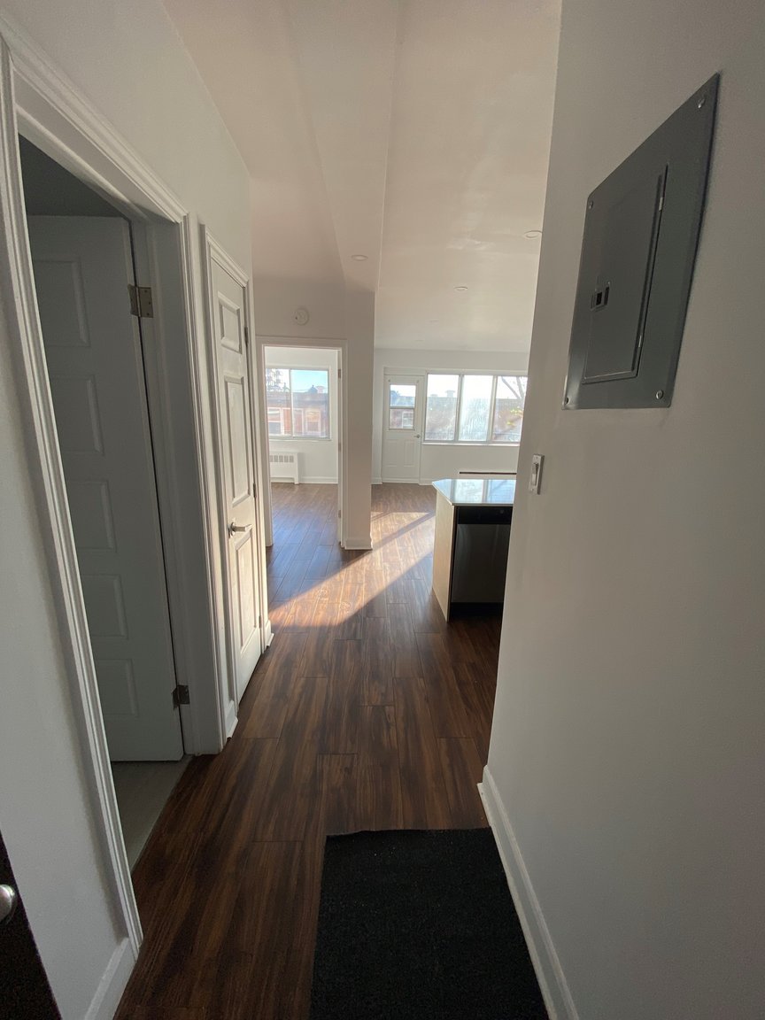 5475 Westminster - Photo 3