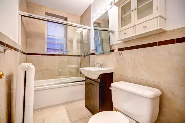 3649 Durocher - Photo 4