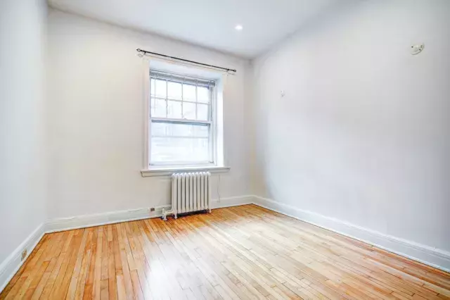 3649 Durocher - Photo 11