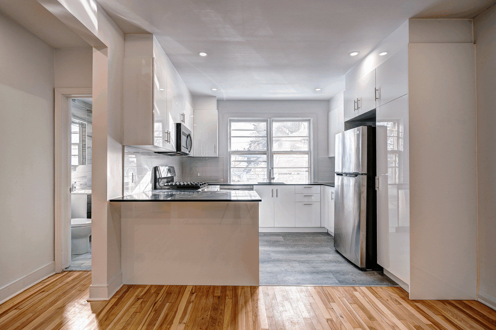 6645 Terrebonne - Photo 5