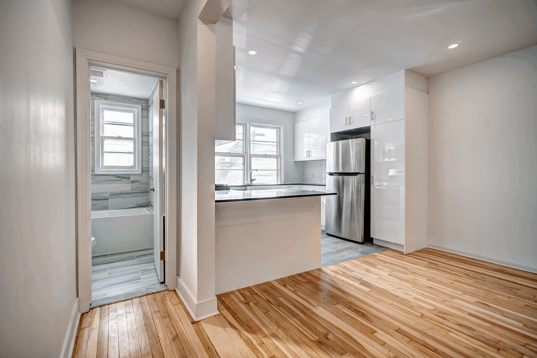 6645 Terrebonne - Photo 7