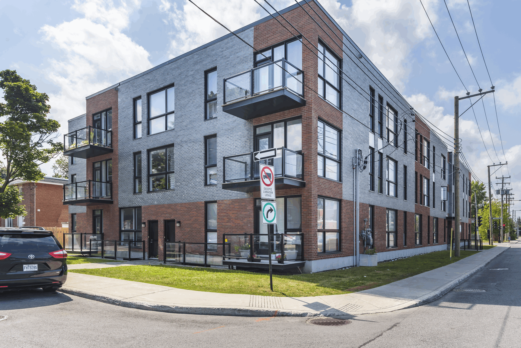 7070 Cote Saint Luc Road