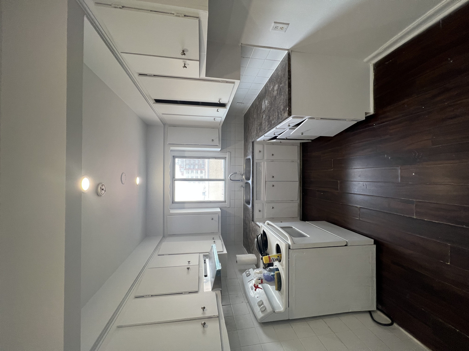 615 Hudson - Photo 11