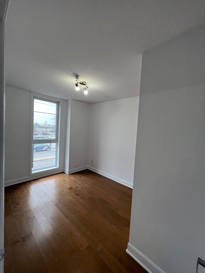 7070 Cote Saint Luc Road - Photo 18