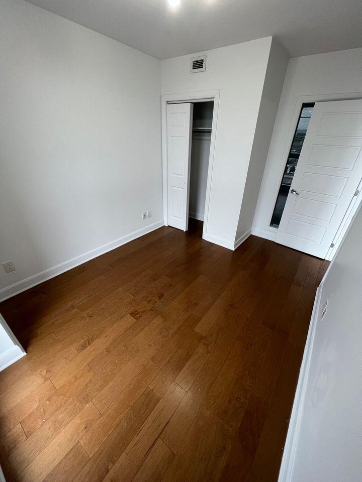 7070 Cote Saint Luc Road - Photo 12